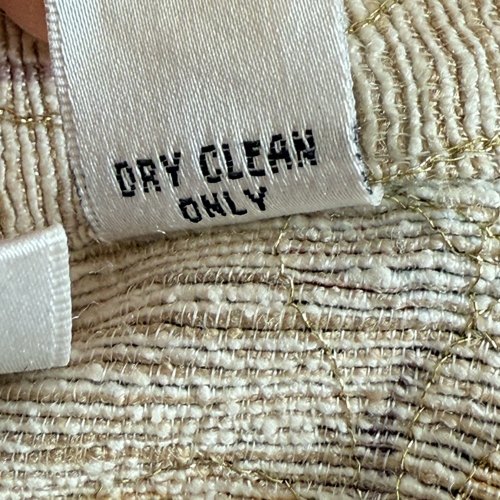 Chic Beige Silk Floral Button Down Shirt Size 16 (Chico’s size 3) - Picture 13 of 13